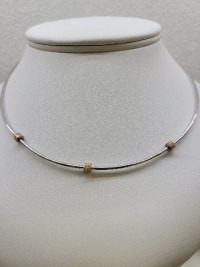 Silber Collier mit Rose Zirkon